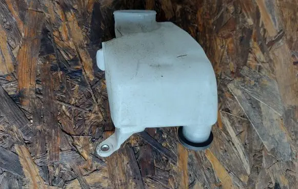 Volkswagen PASSAT B8 Windshield washer fluid reservoir/tank 3G0955463