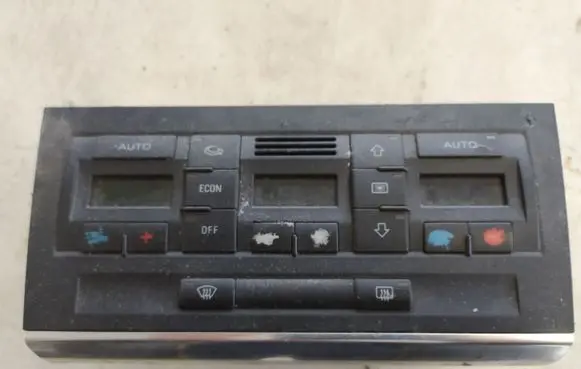 Audi A4 S4 B6 8E 8H Climate control unit 8E0820043