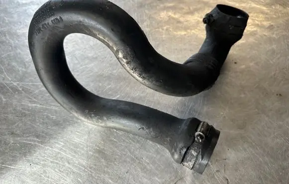 Opel Vivaro Intercooler hose/pipe 8200760918