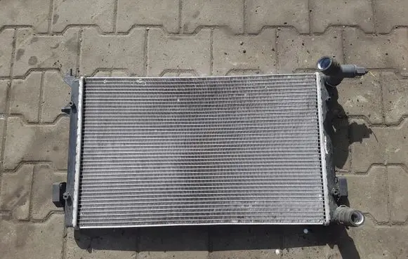 Skoda Octavia Mk2 (1Z) Coolant radiator