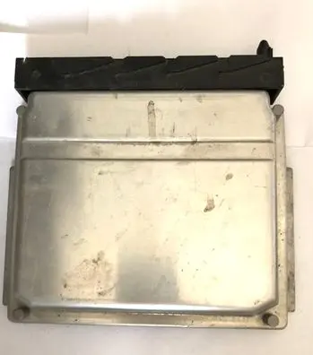 Volvo V70 Engine control unit/module 0281001776 09496667A