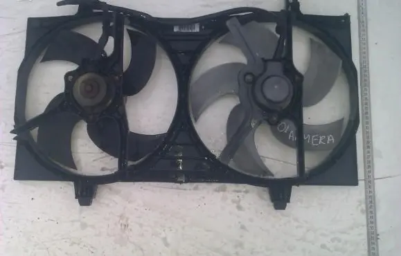 Nissan Almera Radiator cooling fan shroud
