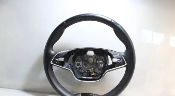 Skoda Fabia Mk4 (6VA) Steering wheel