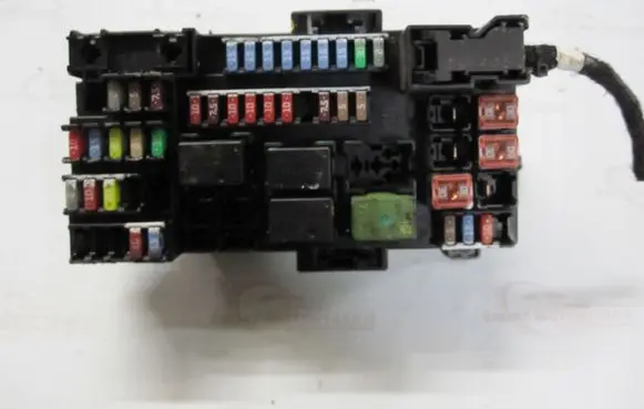 Opel Mokka Fuse box set 1308151445