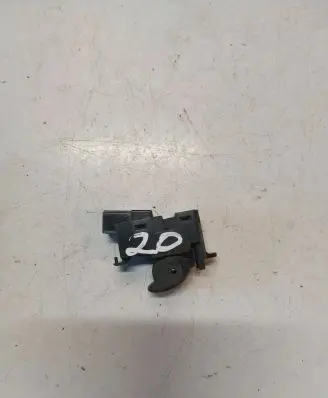 Volvo V70 Electric window control switch 31272006 10W166