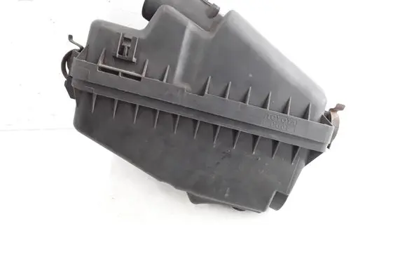 Air filter box