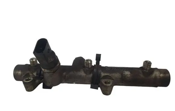 Audi A6 S6 C6 4F Fuel distributor 059130089D