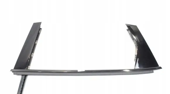 BMW XM Rear door glass trim molding 9881633