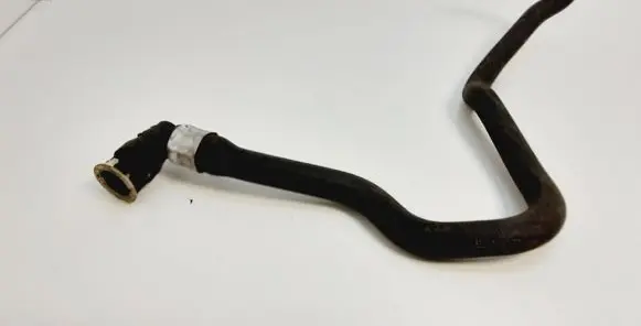 Volvo V70 Engine coolant pipe/hose 8649877
