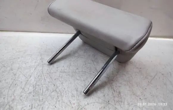 Lexus RX 450H Rear seat headrest 