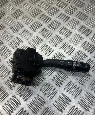Toyota Avensis Verso Wiper control stalk 173654