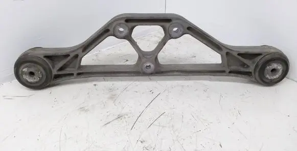 Audi A8 S8 D3 4E Rear differential/diff mount bracket 4E0599285