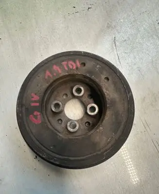 Volkswagen Golf IV Crankshaft pulley 231