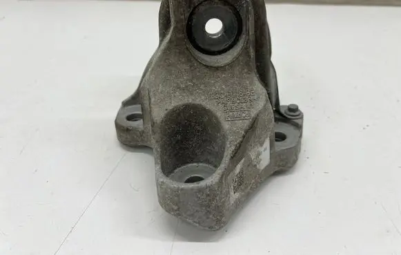 Ford Ranger IV Engine mounting bracket MB3G6046BE