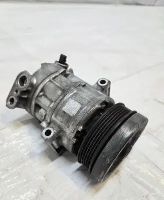 Opel Corsa D Air conditioning (A/C) compressor (pump)