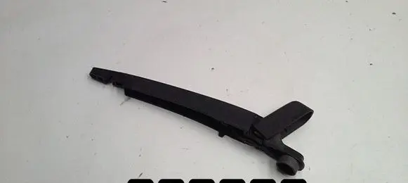 Renault Captur Rear wiper blade arm