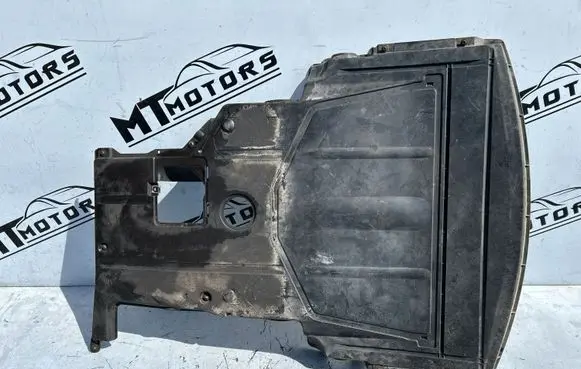 BMW 3 E46 Engine splash shield/under tray 8193818