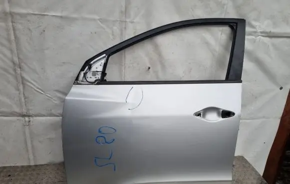 Hyundai ix35 Front door