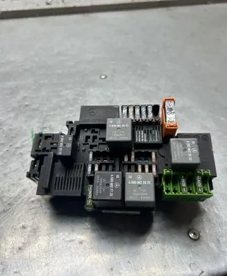 Fuse box set