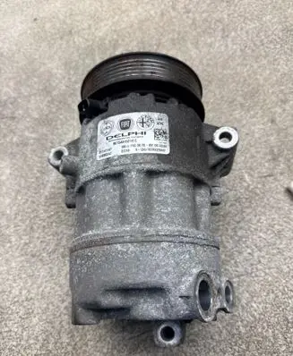 Fiat 500L Air conditioning (A/C) compressor (pump) 51890247 01141147 06154015214C