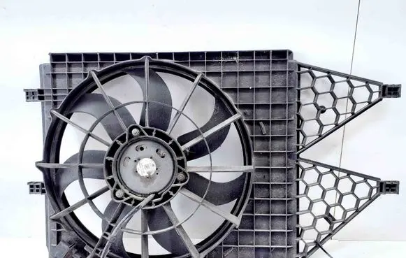 Skoda Rapid (NH) Radiator cooling fan shroud 6R0121207A
