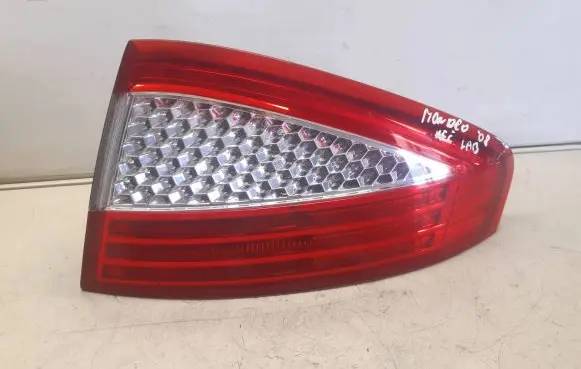 Ford Mondeo MK IV Rear/tail lights 7S7113404A