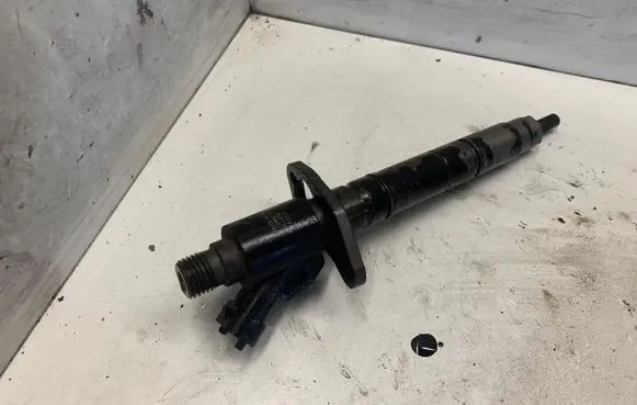 Jaguar XF Fuel injector 0445116013