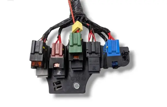 Opel Zafira B Fuse module 13222872