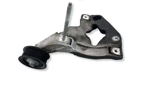 Jeep Grand Cherokee A/C compressor mount bracket 3310F VMMT0311