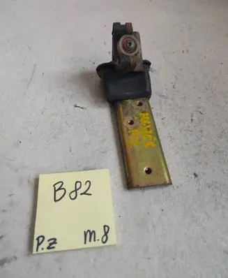 Renault Master II Sliding door middle roller runner 352379C
