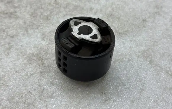Tesla Model Y Front wishbone bush 110929700C 1109297