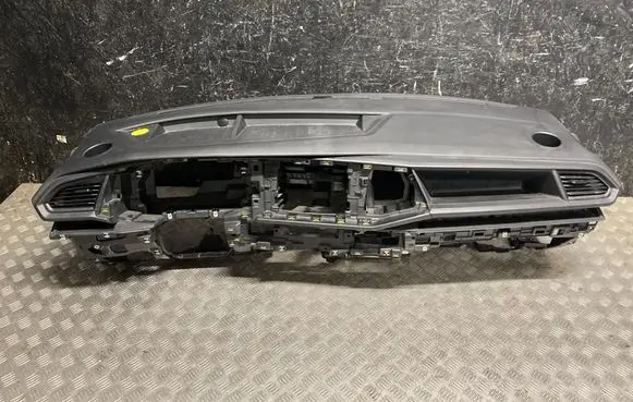 Volkswagen Transporter - Caravelle T6 Dashboard 7L1857003B