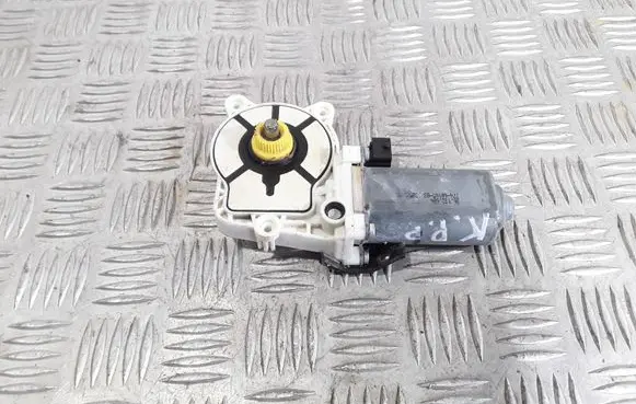 Saab 9-3 Ver2 Front door window regulator motor 0536011305
