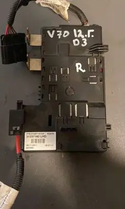Volvo V70 Fuse module 31337182 28112011