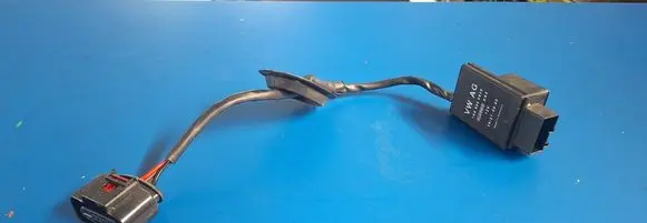 Volkswagen PASSAT B6 Fuel injection pump control unit/module 1k0906093E