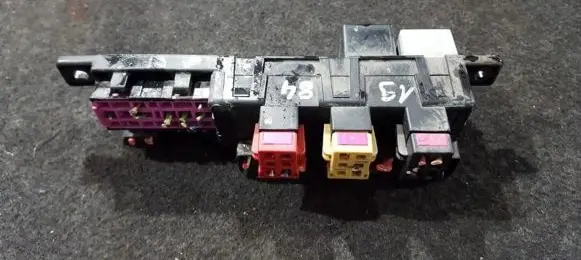 Seat Toledo II (1M) Fuse box set 8l0941822