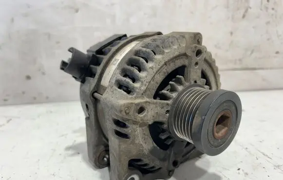 Ford Fiesta Generator/alternator CV6T10300BC MS1042101731 16113U