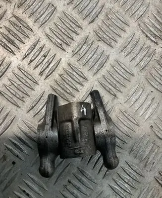 Jeep Cherokee XJ Camshaft holder 