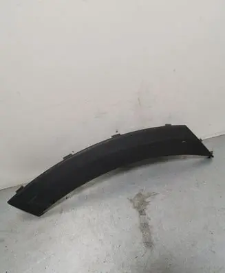 Seat Arona Rear bumper trim bar molding 6F9853026