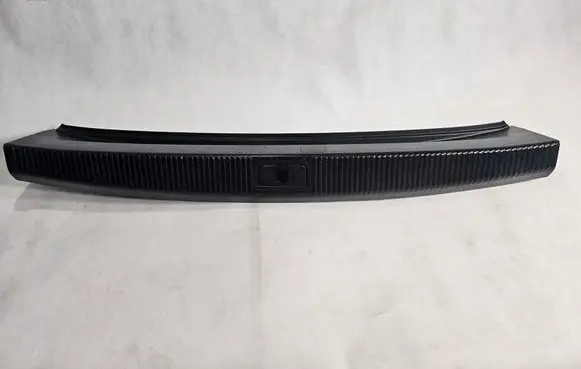 Audi A8 S8 D3 4E Trunk/boot sill cover protection 4E0863283A