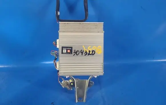 Toyota Camry Sound amplifier 862800W390