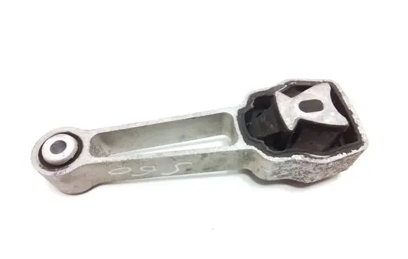 Volvo S60 Engine mount bracket 30793322