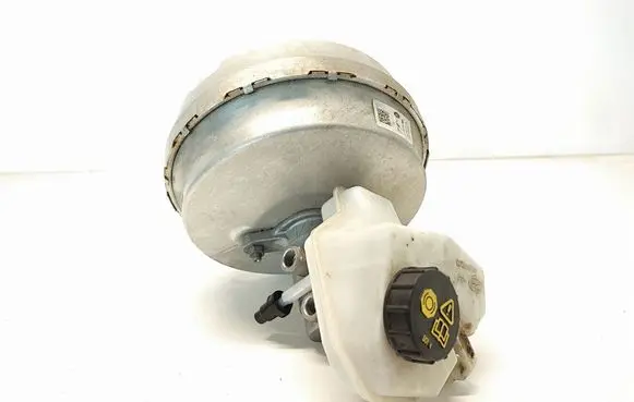 Land Rover Evoque I Brake booster FK722B195BF