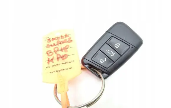 Skoda Superb B8 (3V) Ignition key/card 3V0959752