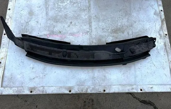 Toyota Aygo AB40 Wiper trim 557810H080 557080H110 55708UH130