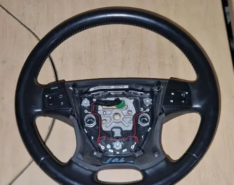 Volvo V70 Steering wheel