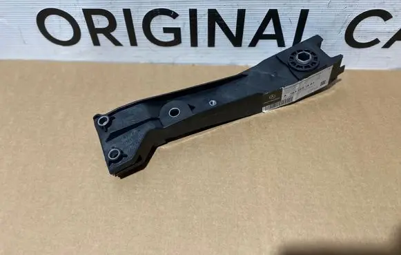 Mercedes-Benz GLE W167 Headlight/headlamp mounting bracket A1676201601