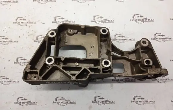 Volkswagen PASSAT B6 Generator/alternator bracket 06F903143F