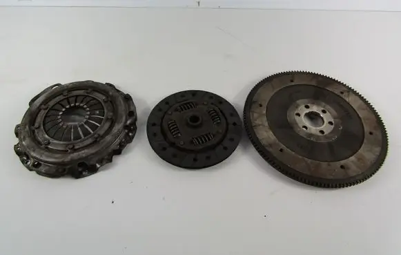 Opel Corsa C Clutch set kit 90232334