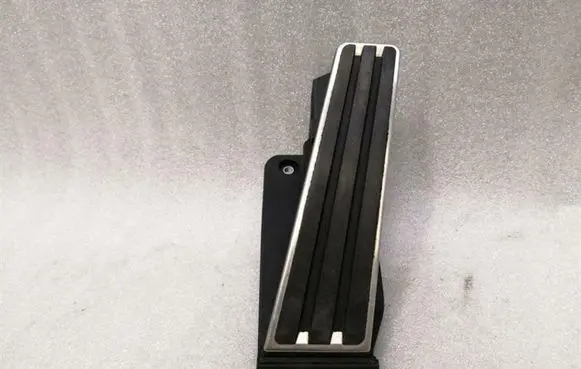 Porsche Panamera (970) Accelerator throttle pedal 97042302101